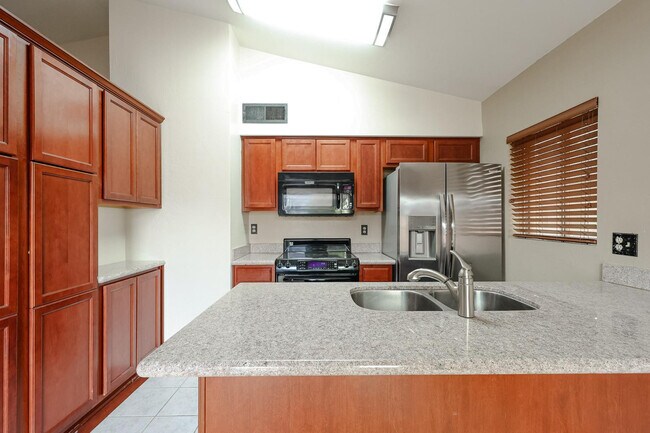 Foto del edificio - 102 W Concorda Dr