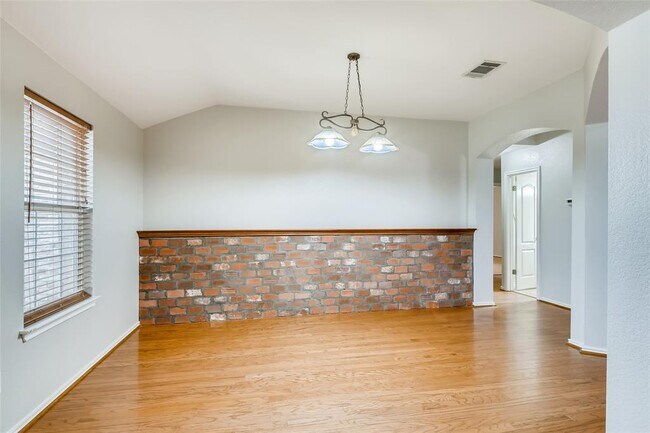 Foto del edificio - 1504 Julianas Way