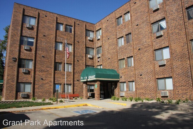 Foto del edificio - 1 W Grant St
