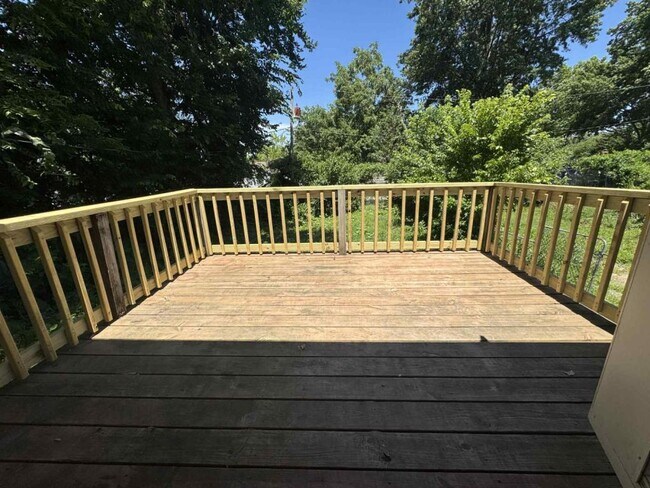 Foto del edificio - 1836 Freeman Ave