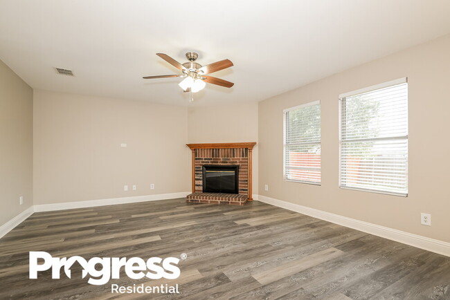 Building Photo - 1477 Hickory Creek Ln