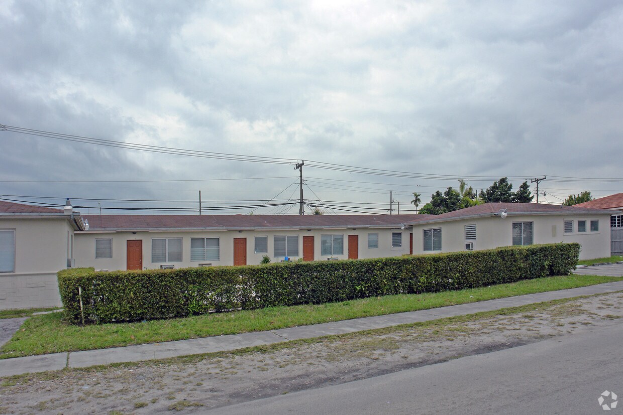 Foto del edificio - 4710 NW 6th St