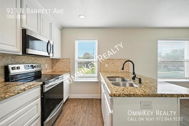 Foto del edificio - 913 N Barrett Ave