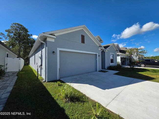 Foto del edificio - 3233 Crocus Ln