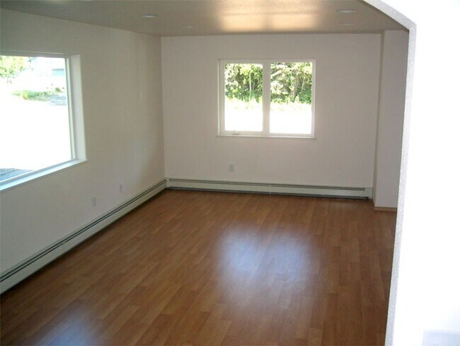 Foto del edificio - 4683 Bluegill Rd