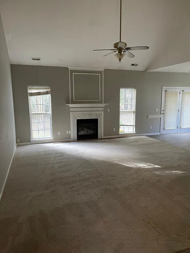 Foto del edificio - 4006 Raven Rock Ct
