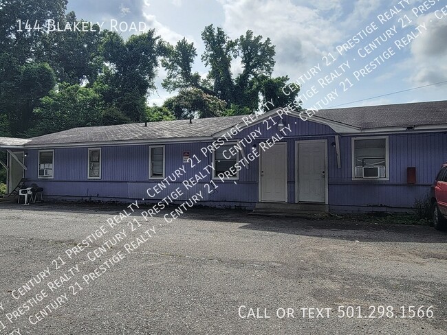 Building Photo - 144 Blakely Rd