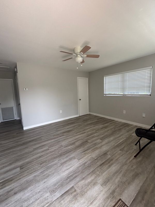 Building Photo - 9100 Bamboo Dr