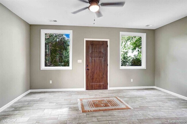 Building Photo - 1 br, 1 bath House - 9310 Dubois St