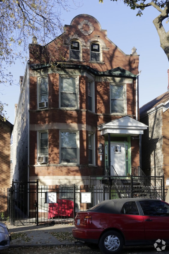 Primary Photo - 2340 S Homan Ave