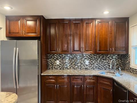 Foto del edificio - 152-44 12th Ave