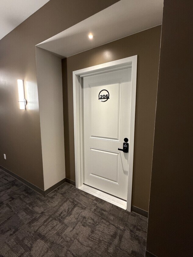 Foto principal - 2305 Ave G