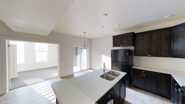 Foto del edificio - 3 br, 2 bath Condo - 45 South Main Street 201