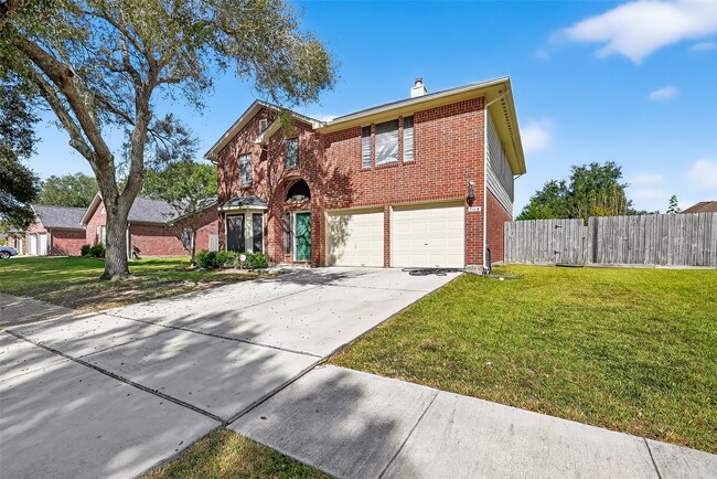 Building Photo - 7115 Renfro Dr