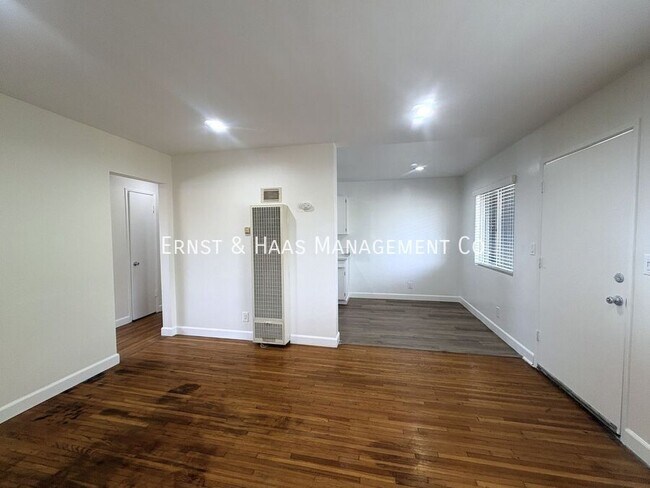 Foto del edificio - 230 E Hullett St