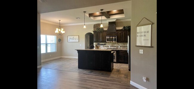Building Photo - 4 Bedroom Home in EastLake