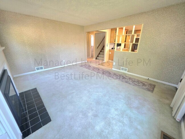Foto del edificio - 4526 NE 77th Ave
