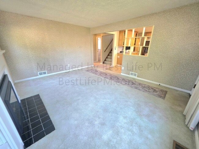 Photo - 4526 NE 77th Ave (Portland, OR) House