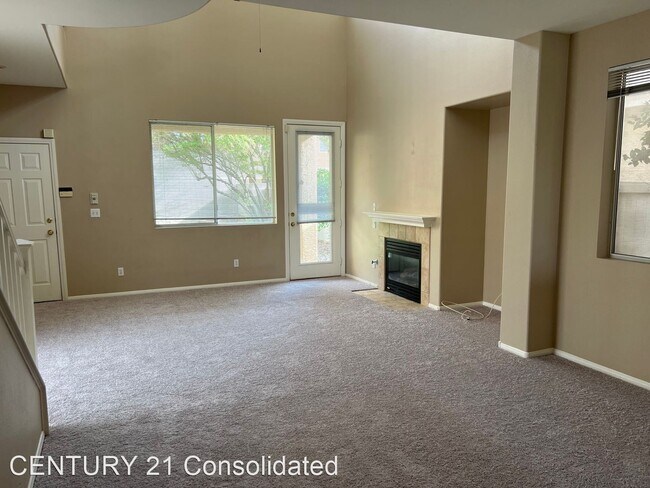Building Photo - 2 br, 2.5 bath House - 736 Canfield Point ...
