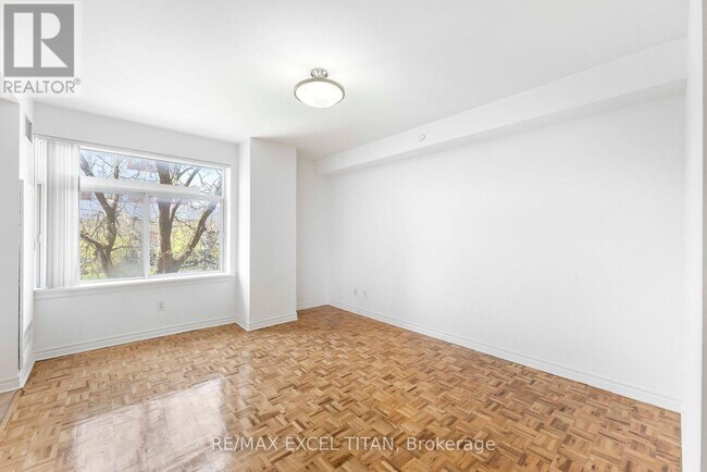 Photo du bâtiment - 1407 Dupont St