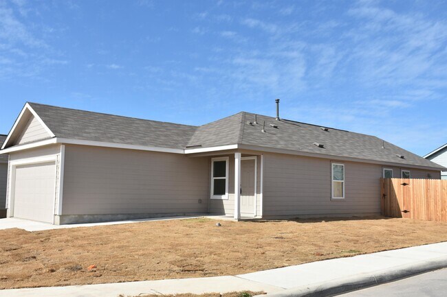 Building Photo - 9859 Butte Crk