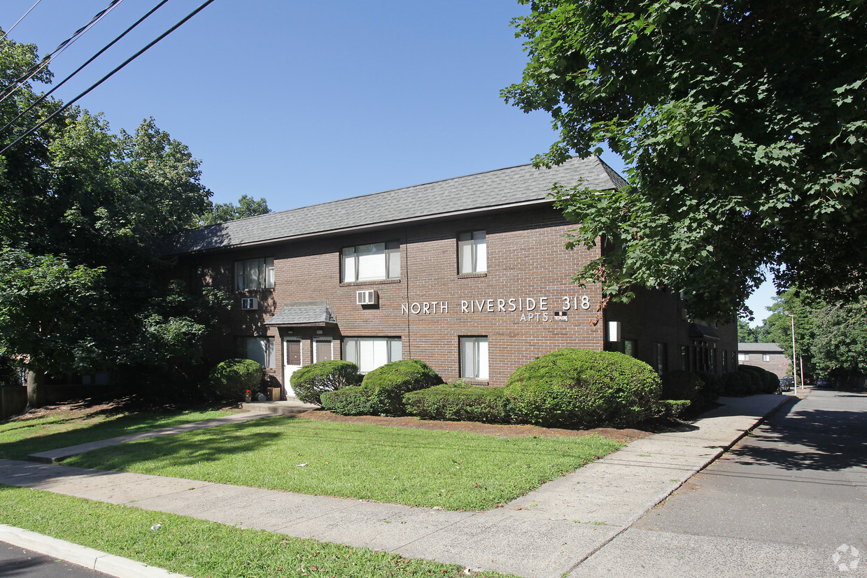 Primary Photo - North Riverside Apartments