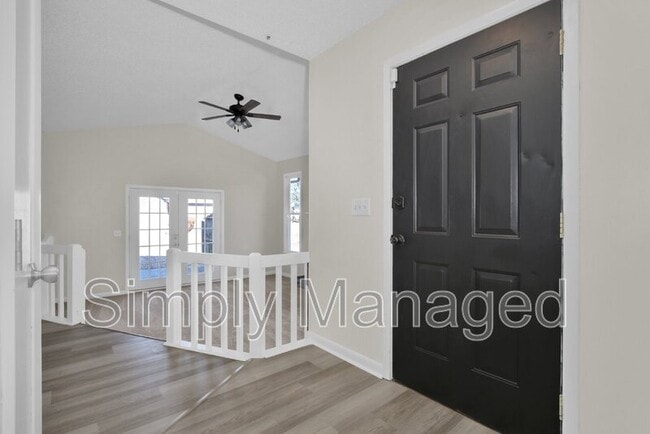 Foto del edificio - 7345 Pebblebrook Dr