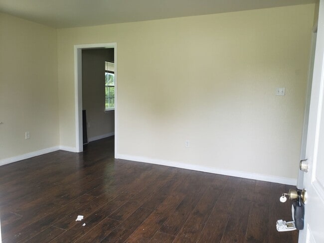 Foto del edificio - 3 Bedroom Home 2 bath