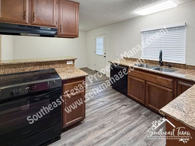 Building Photo - 4127 Arthur Ln