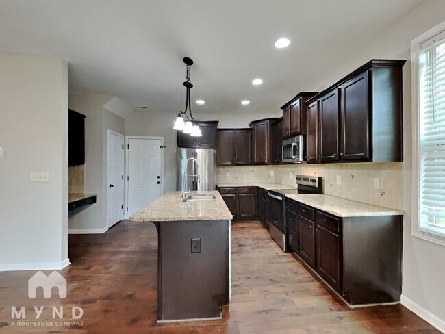 Foto del edificio - 225 E Webber Ln