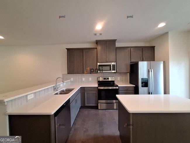 Building Photo - 861 Ambient Way