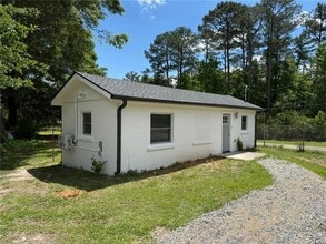 Building Photo - 7870 Rand Rd