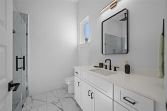 Building Photo - 5705 Dolores St