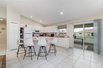 Building Photo - 879 Rue Labeau Cir
