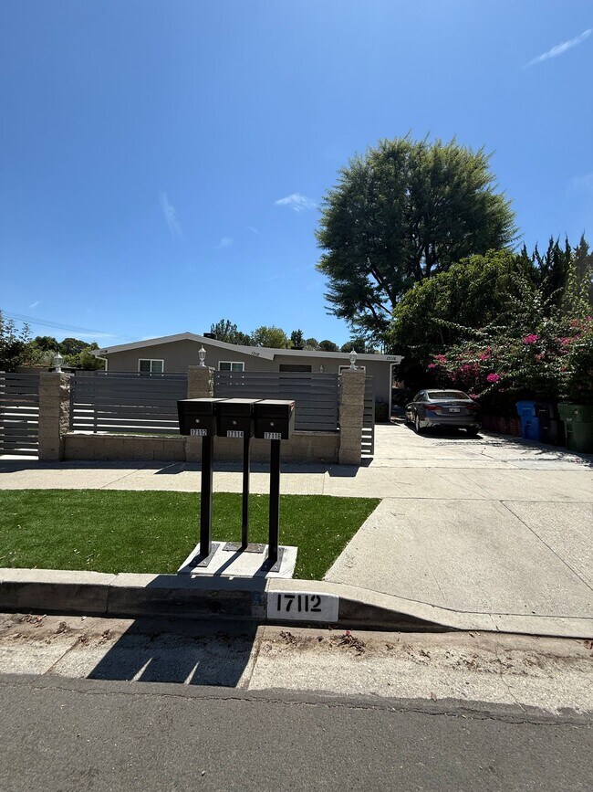 Building Photo - 17112 Ceredo Pl