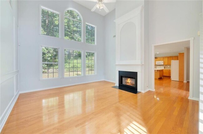 Building Photo - 5922 Brookmere Ct SE