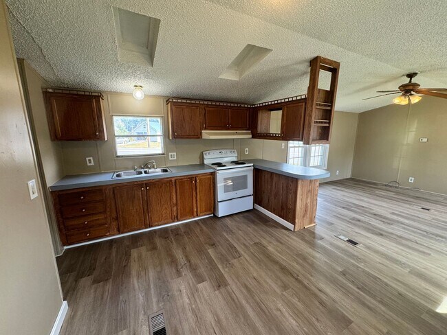 Foto del edificio - New Listing