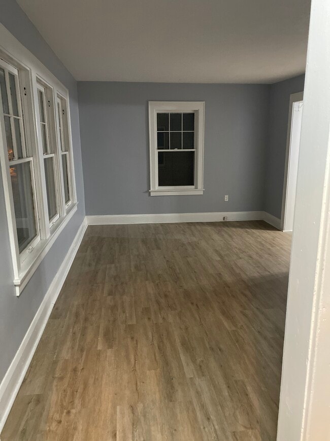 Living Room - 1903 Tonawanda Ave