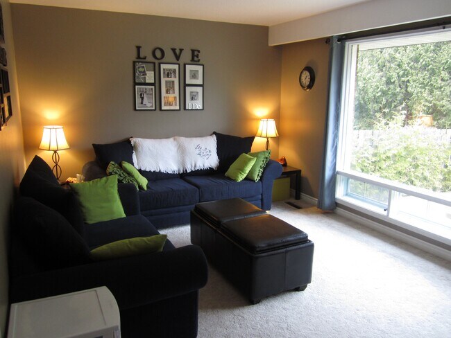 Photo du bâtiment - 155 Laurel Ct