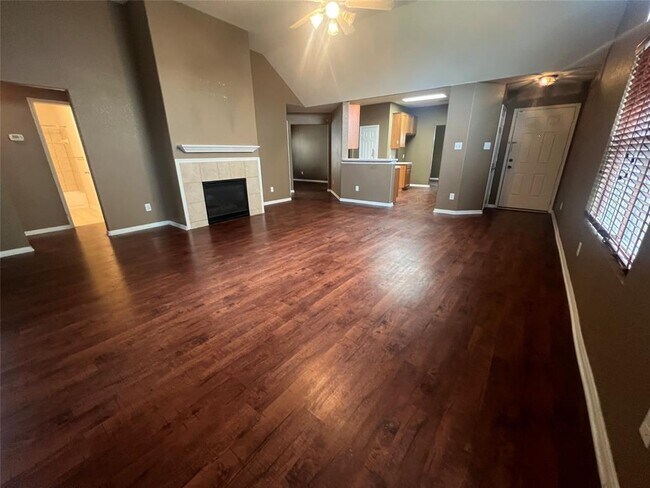 Building Photo - 5011 Forest Hurst Glen