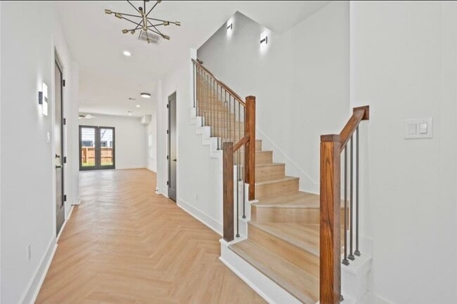 Building Photo - 4117 Shelby Cir