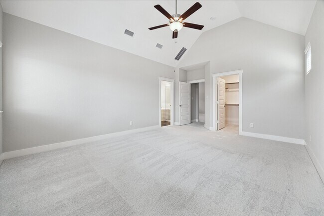 Building Photo - 15156 Parkland Canyon Dr