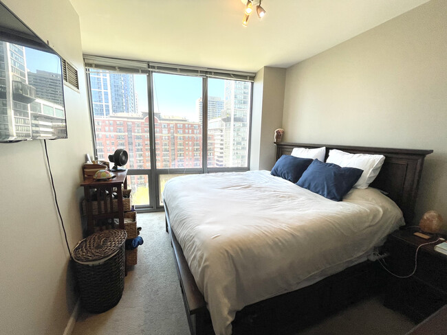 Foto del edificio - 1235 S Prairie Ave