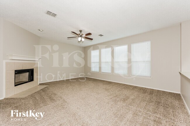 Foto del edificio - 7425 Snow Ridge Dr