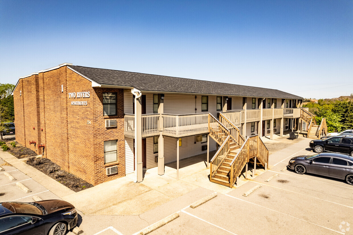 Primary Photo - Emerald Hills Apartments