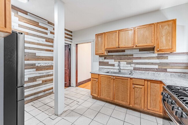 Foto del edificio - 4938 W Monroe St