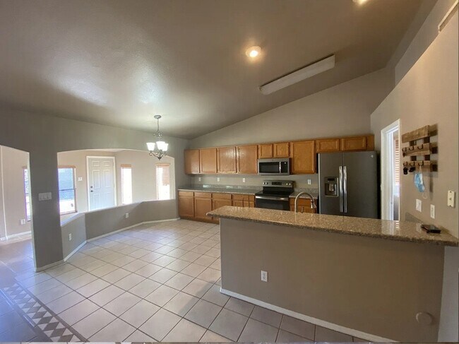 Foto del edificio - 1465 E Ironwood Dr