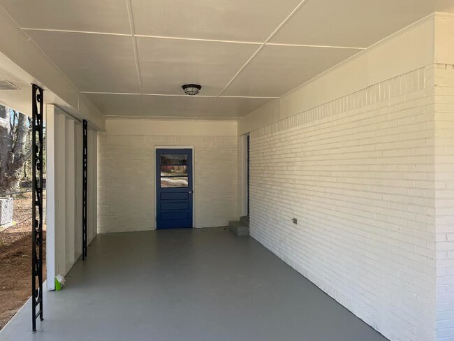 Foto del edificio - 1164 Longshore Dr