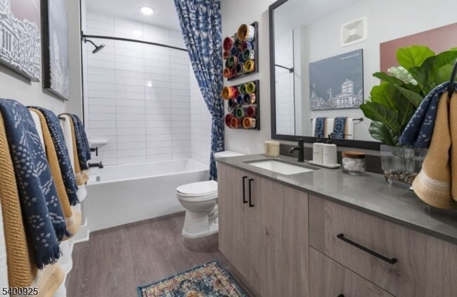 Photo - 100 Union St Apartment