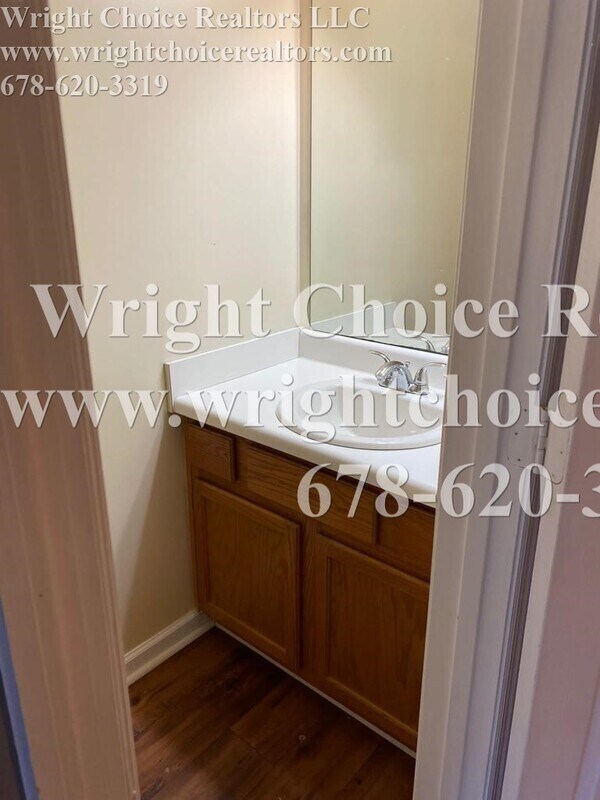 Building Photo - 6427 Charter Way